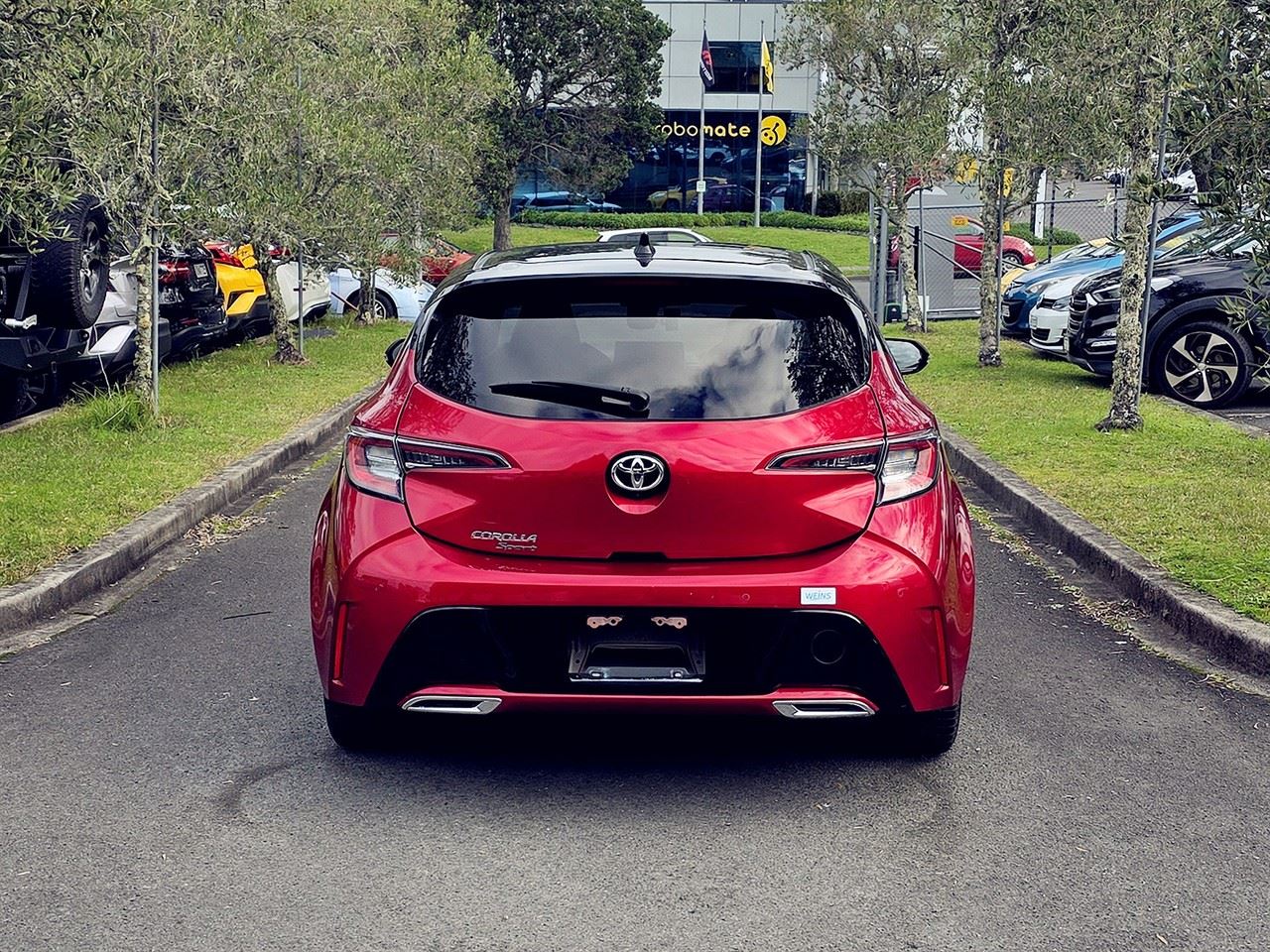Vehicle image 5