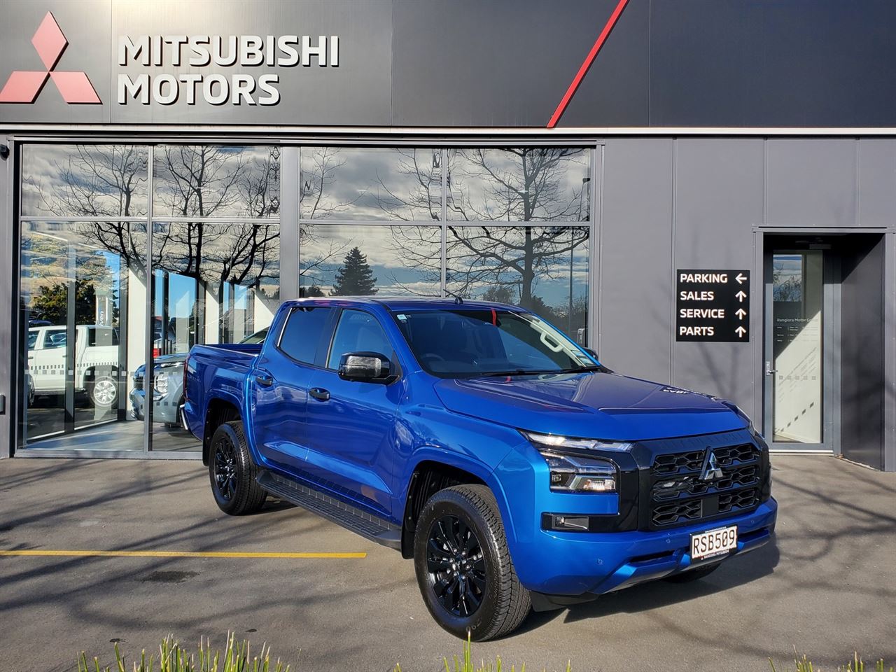 Vehicle image 1