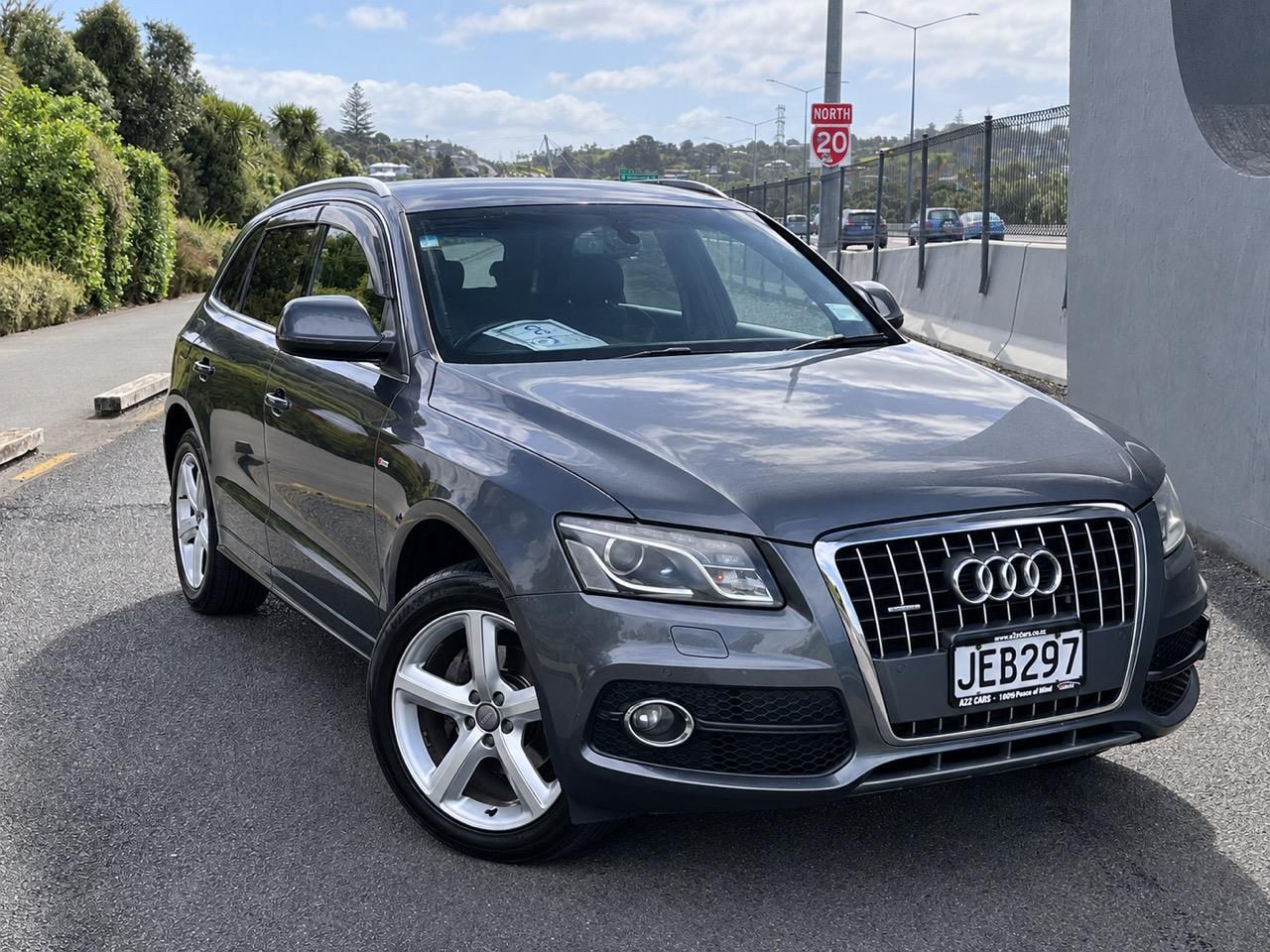 Vehicle image 1