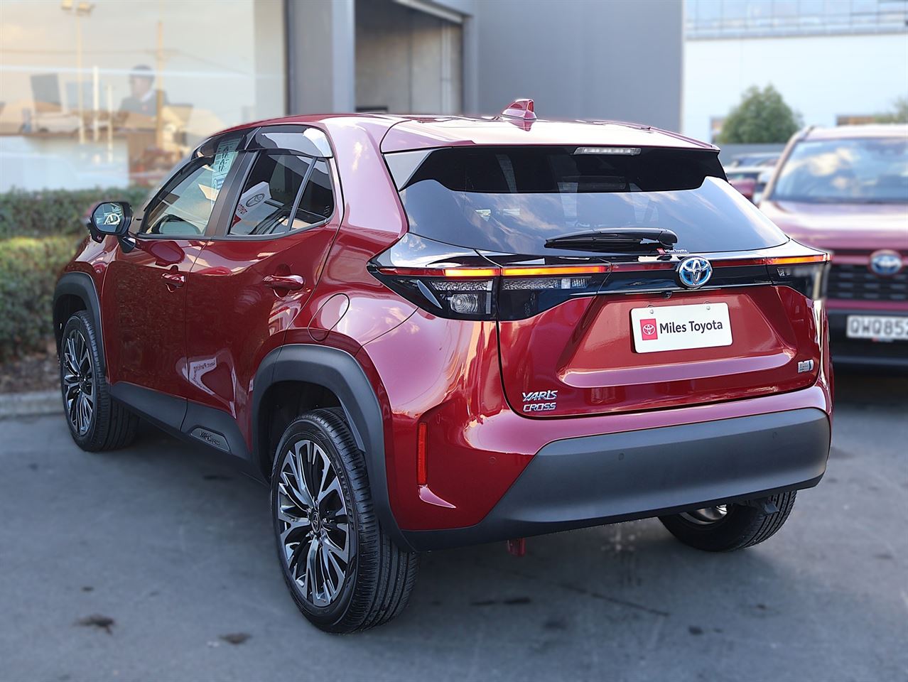 Vehicle image 4