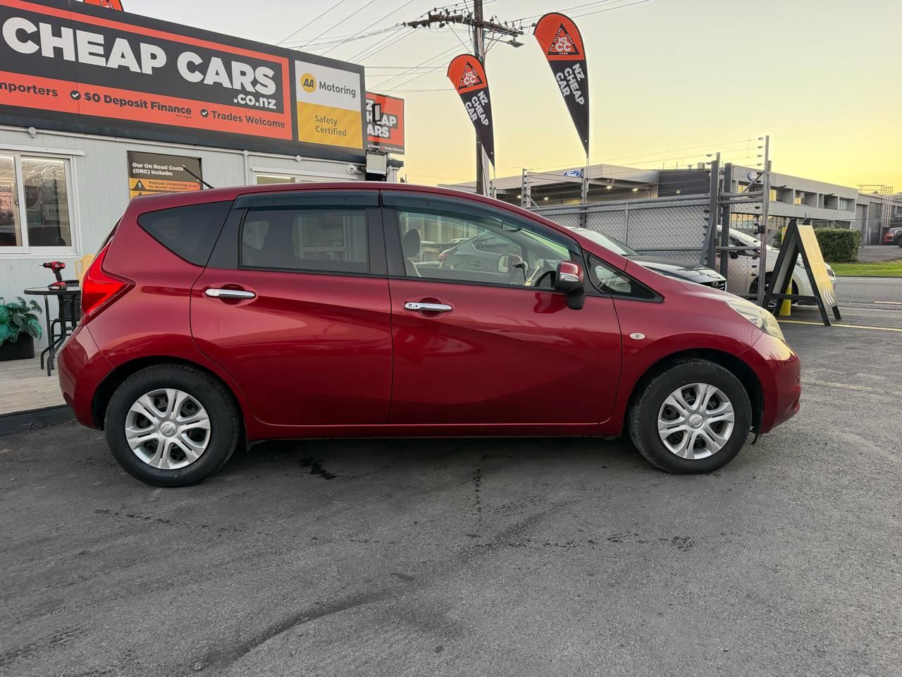 Vehicle image 5
