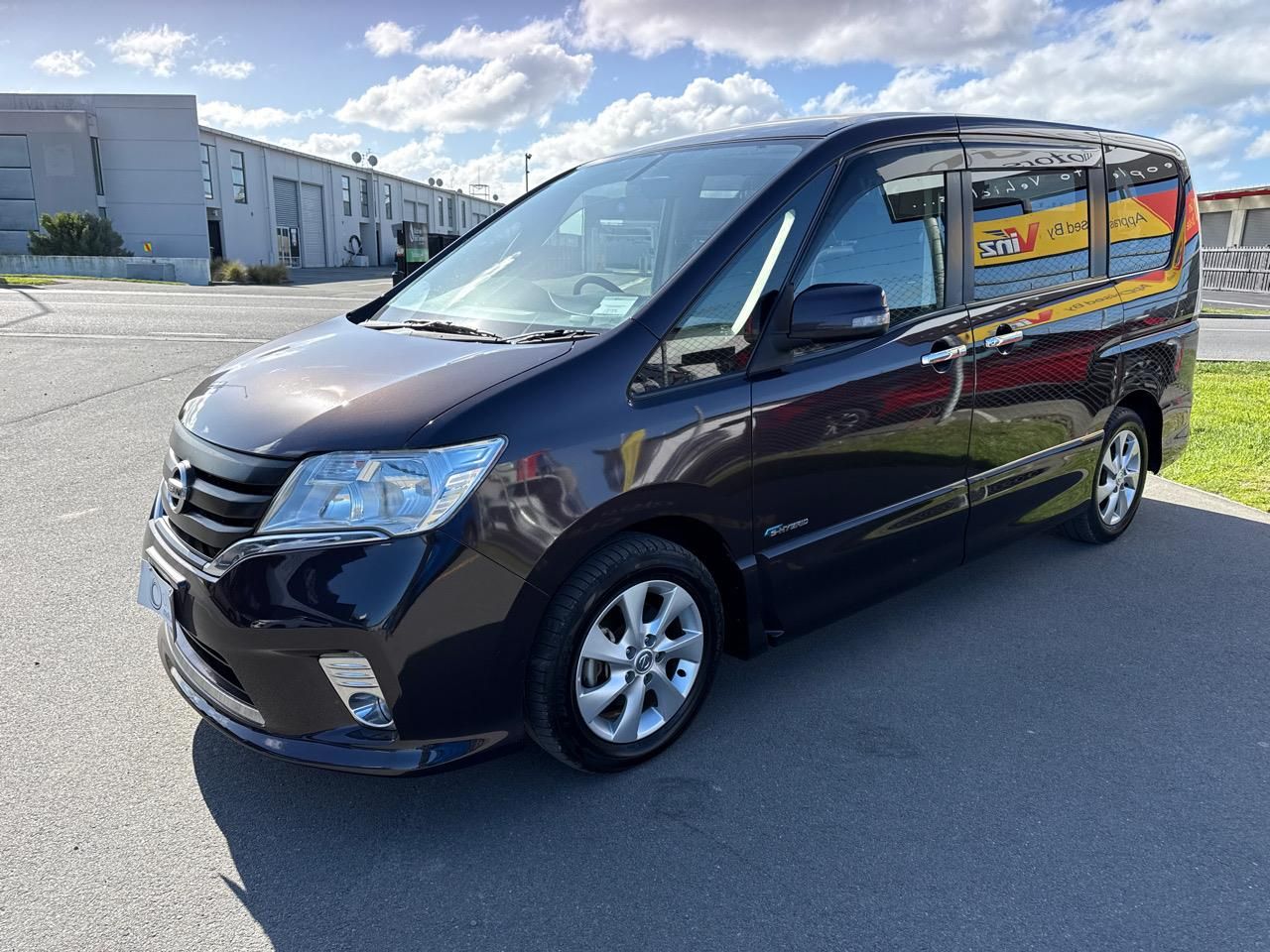 Vehicle image 4