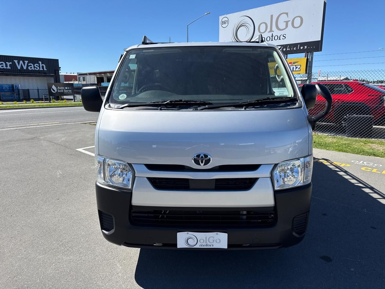 Vehicle image 3