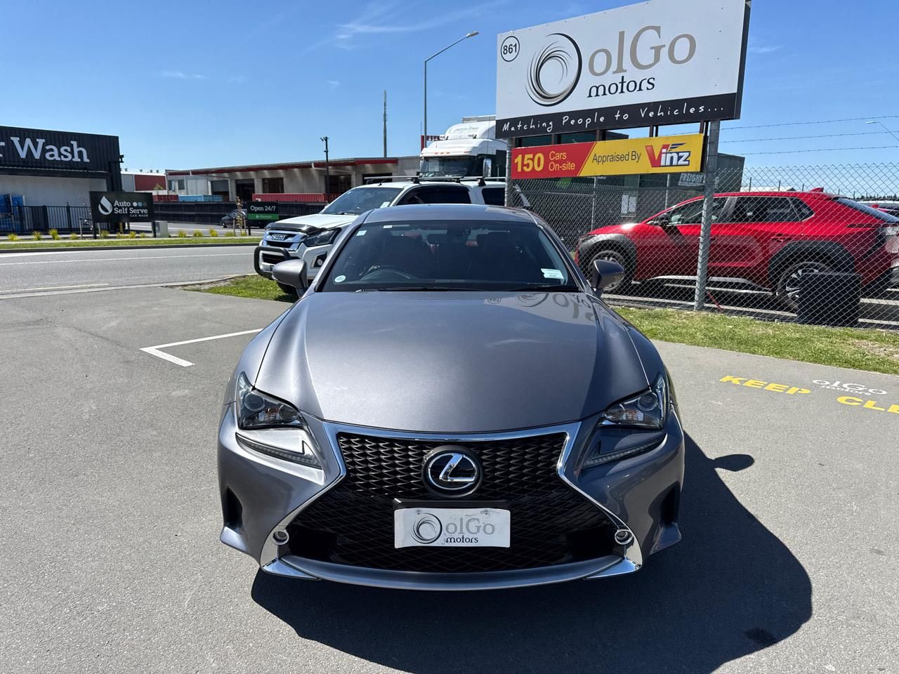 Vehicle image 3