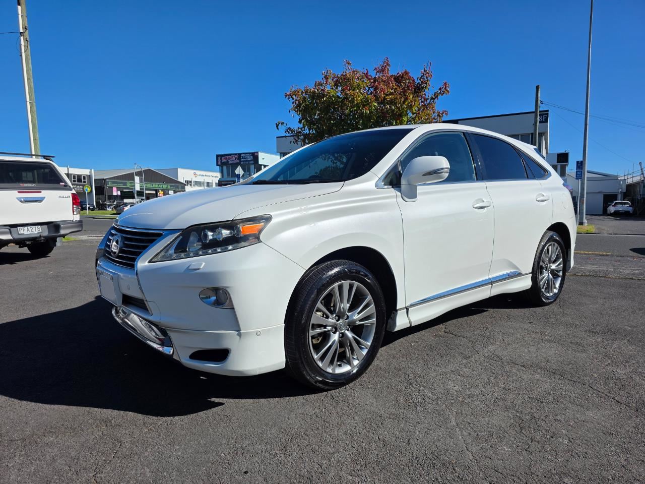 Vehicle image 4