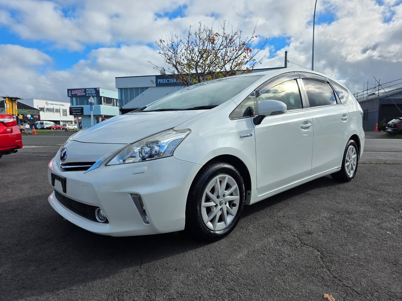 Vehicle image 4