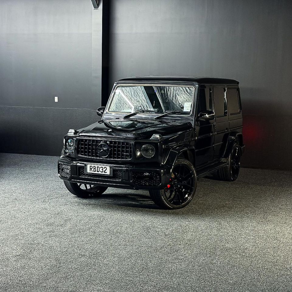 Vehicle image 5