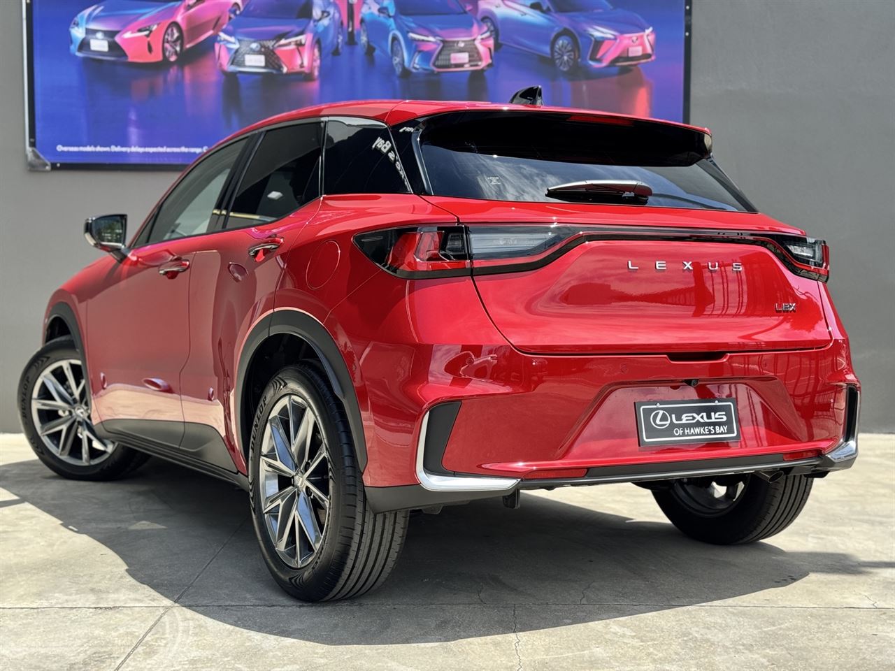 Vehicle image 5
