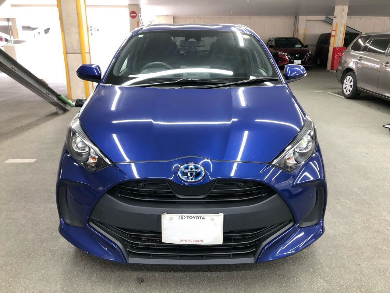 Vehicle image 5