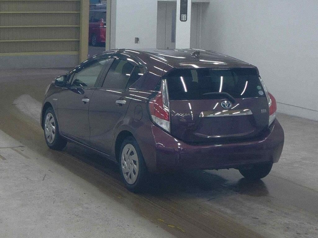 Vehicle image 2
