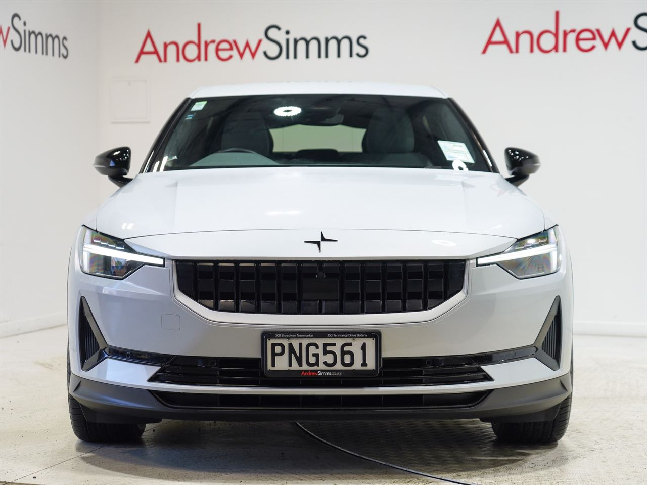 Vehicle image 4