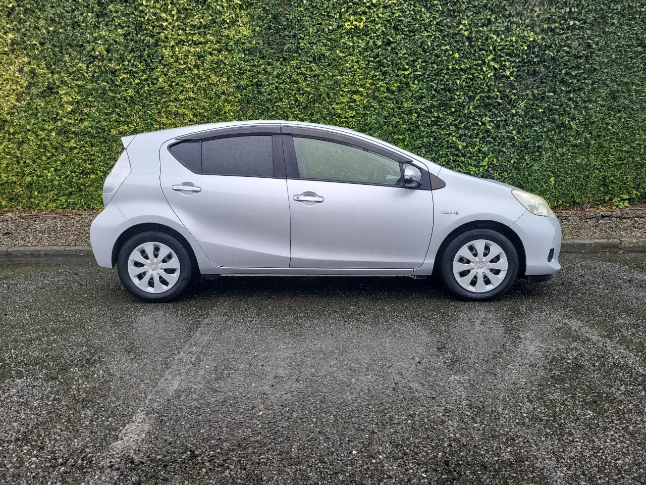 Vehicle image 2