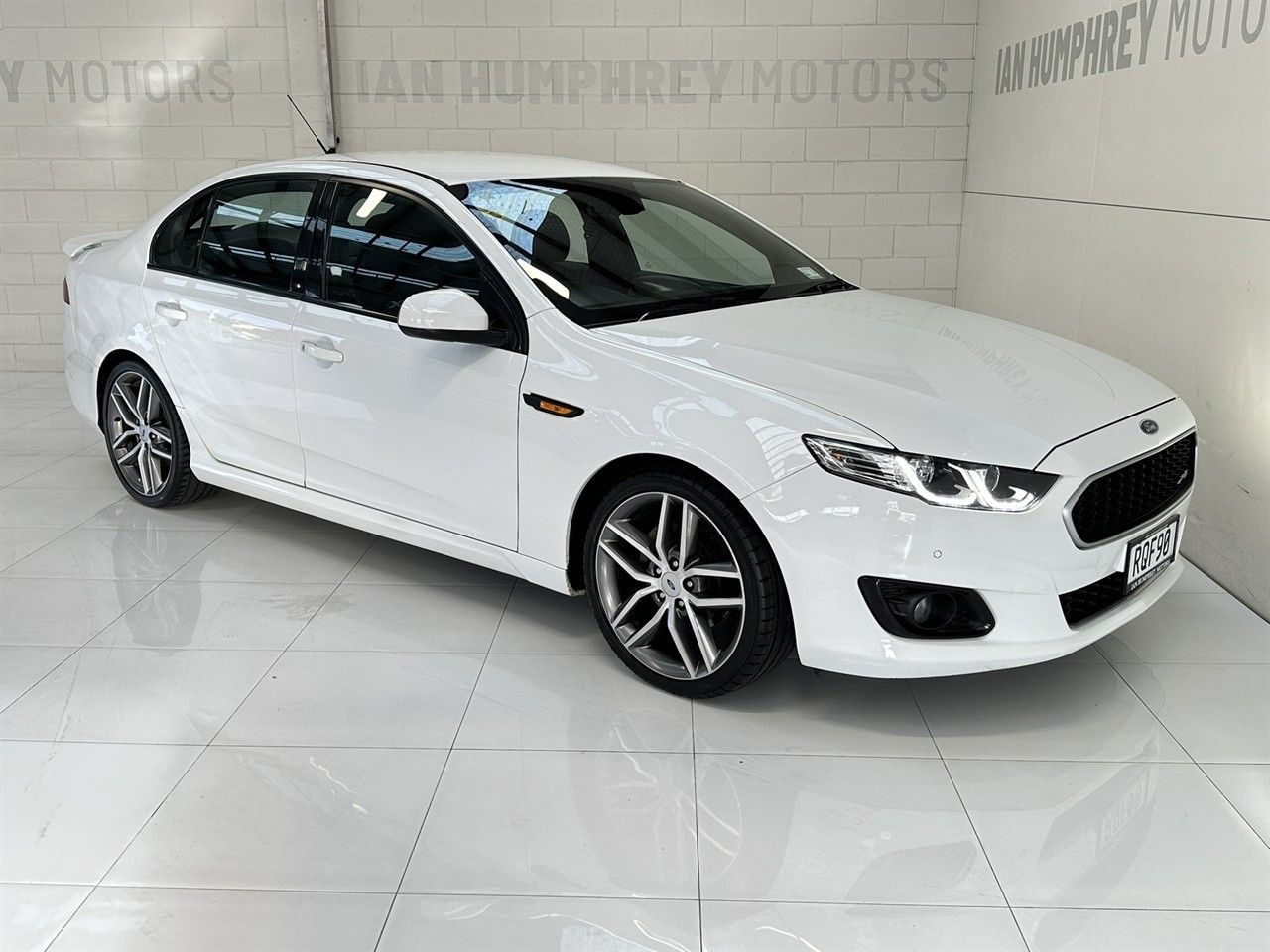 Vehicle image 1