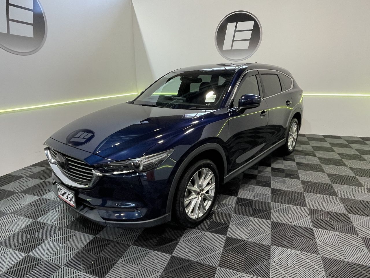 Vehicle image 3