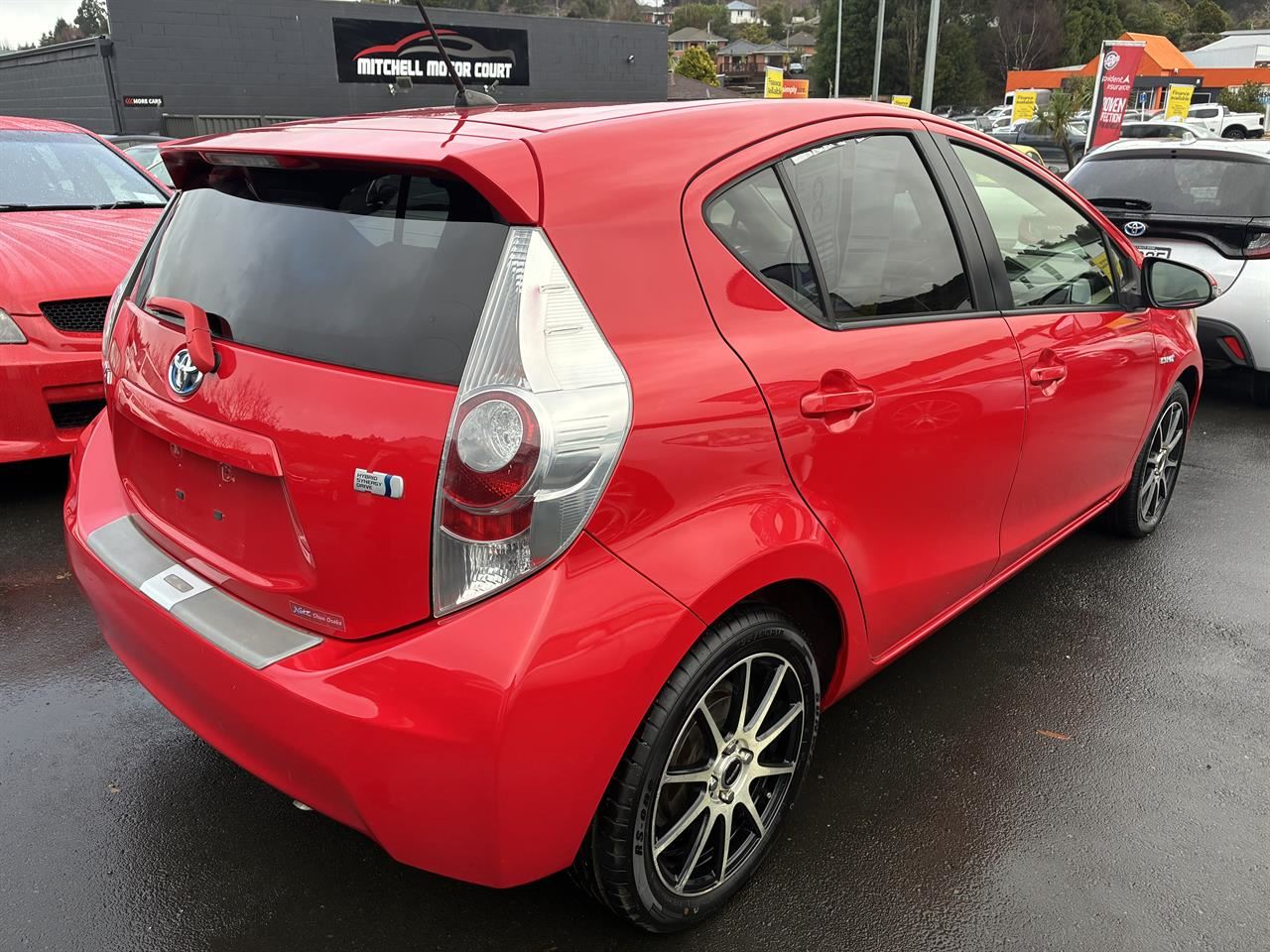 Vehicle image 3