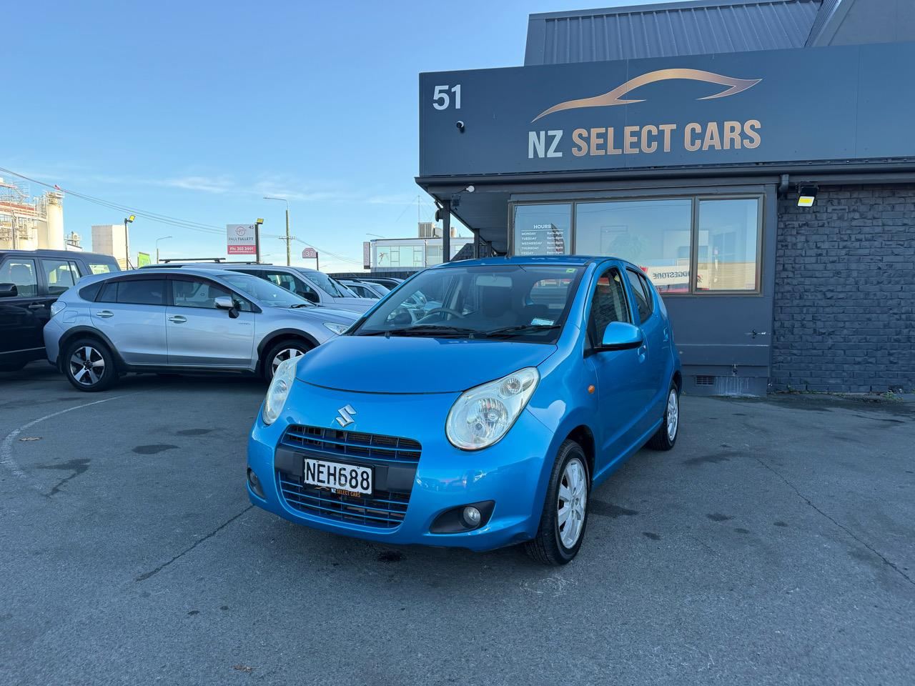 Vehicle image 3
