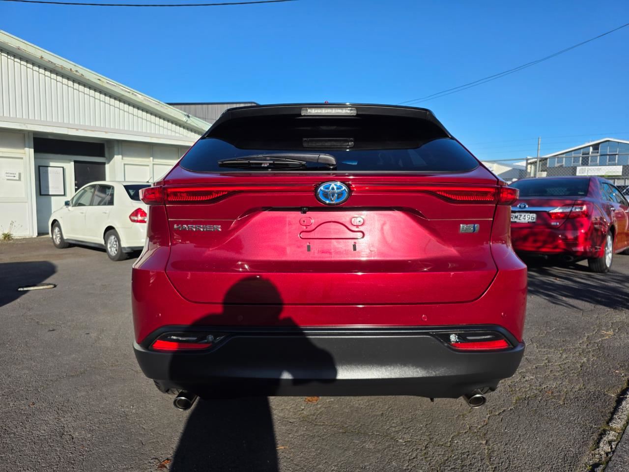 Vehicle image 5