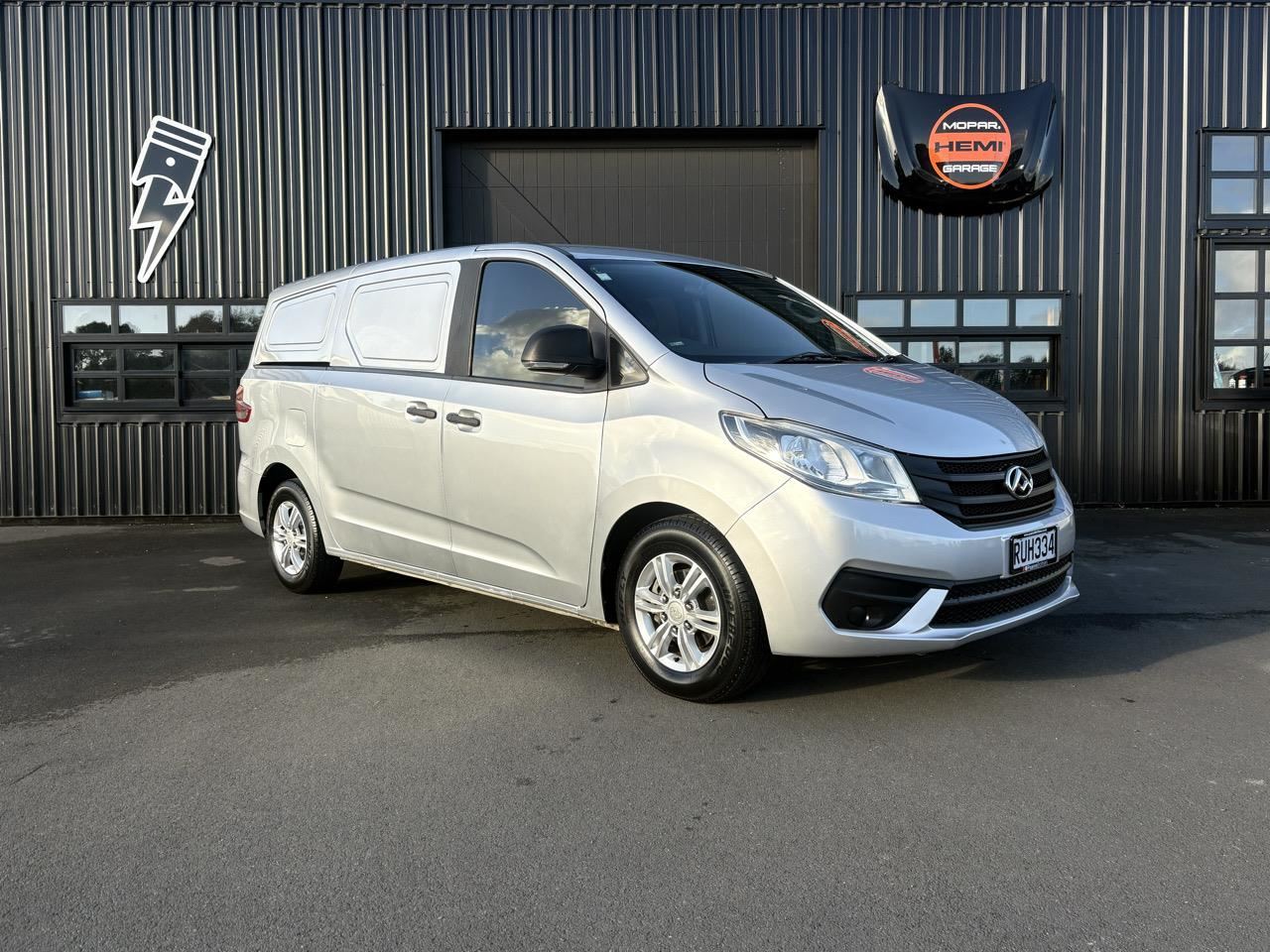 Vehicle image 1