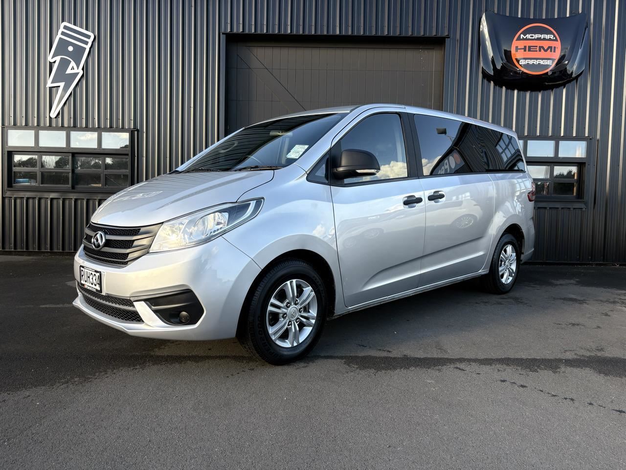Vehicle image 3