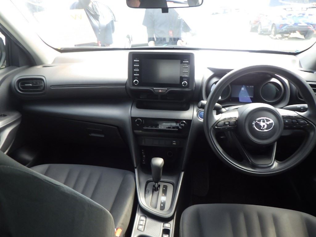 Vehicle image 4