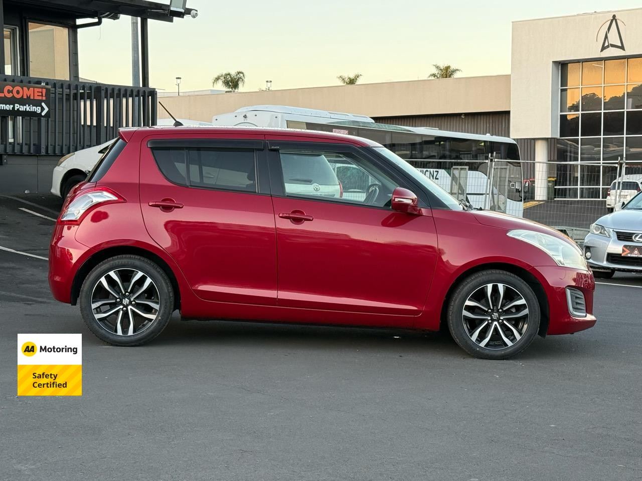 Vehicle image 5