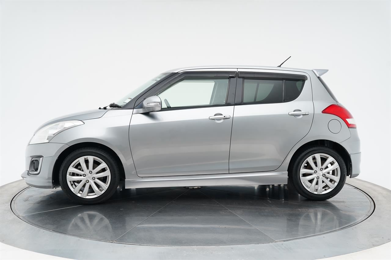 Vehicle image 4