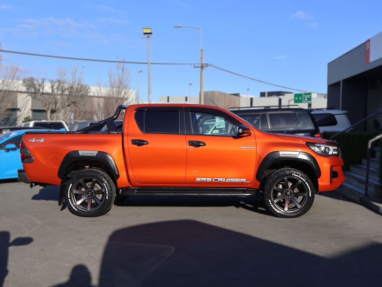 Vehicle image 4