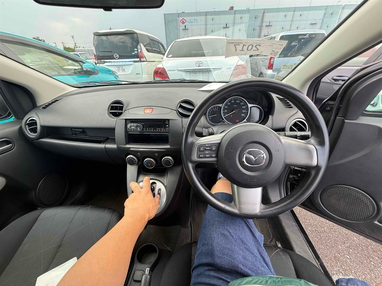 Vehicle image 5