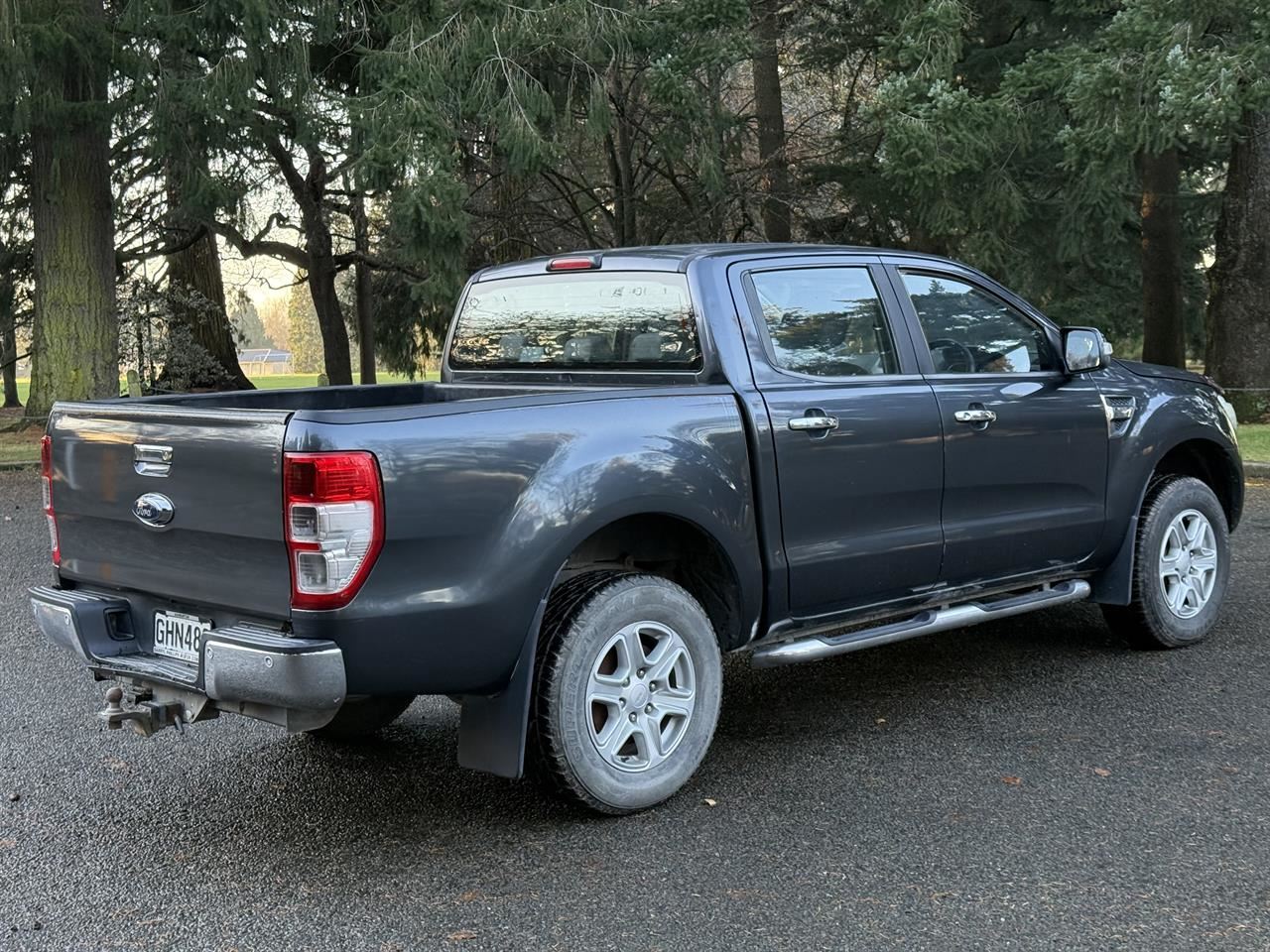 Vehicle image 5