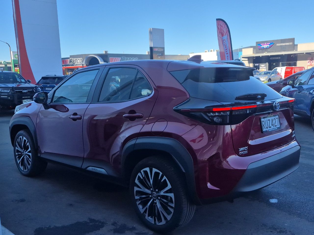 Vehicle image 5