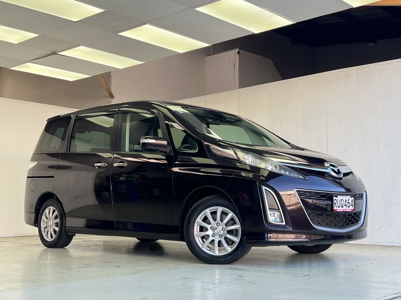 Vehicle image 4