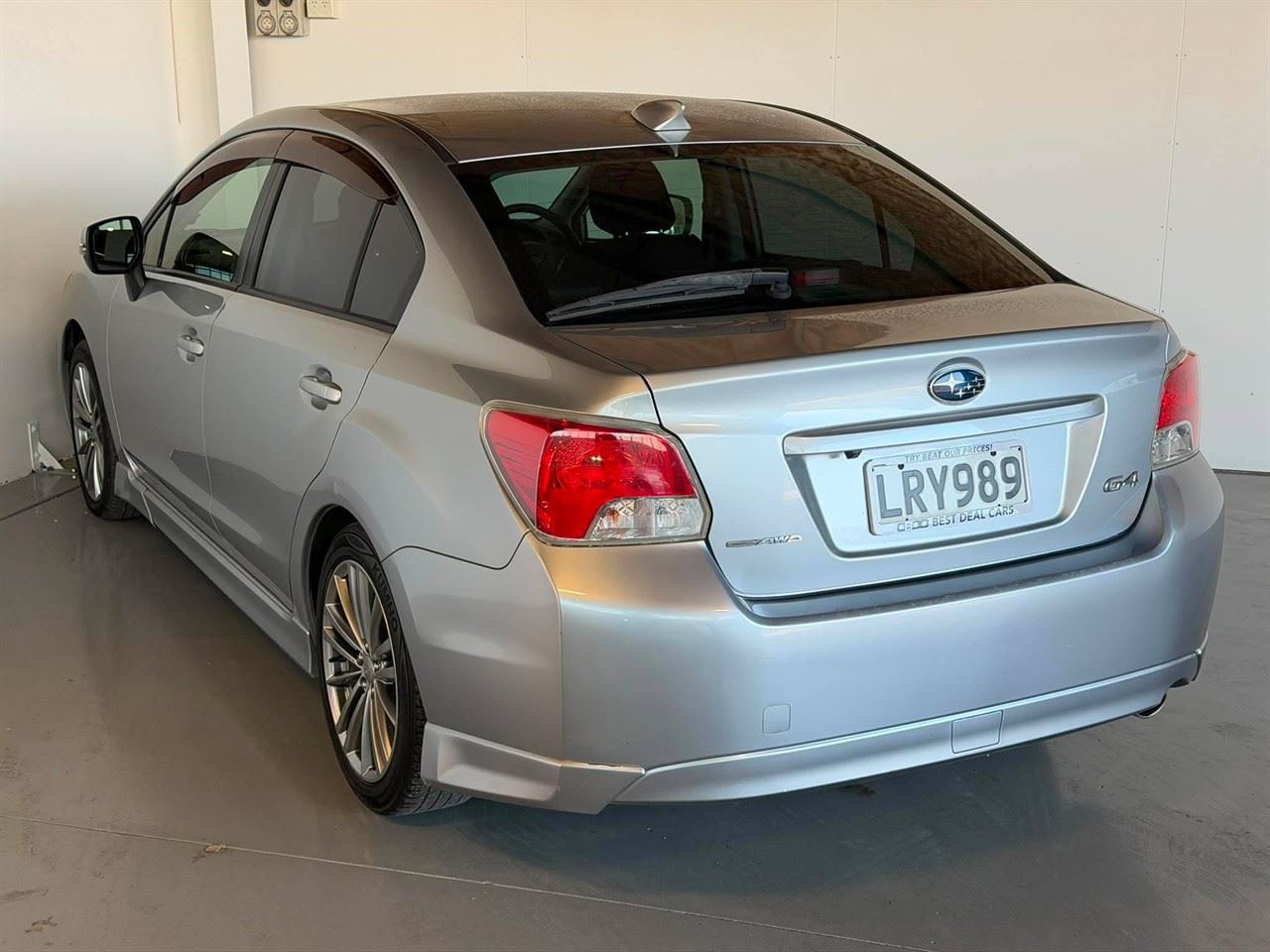 Vehicle image 4