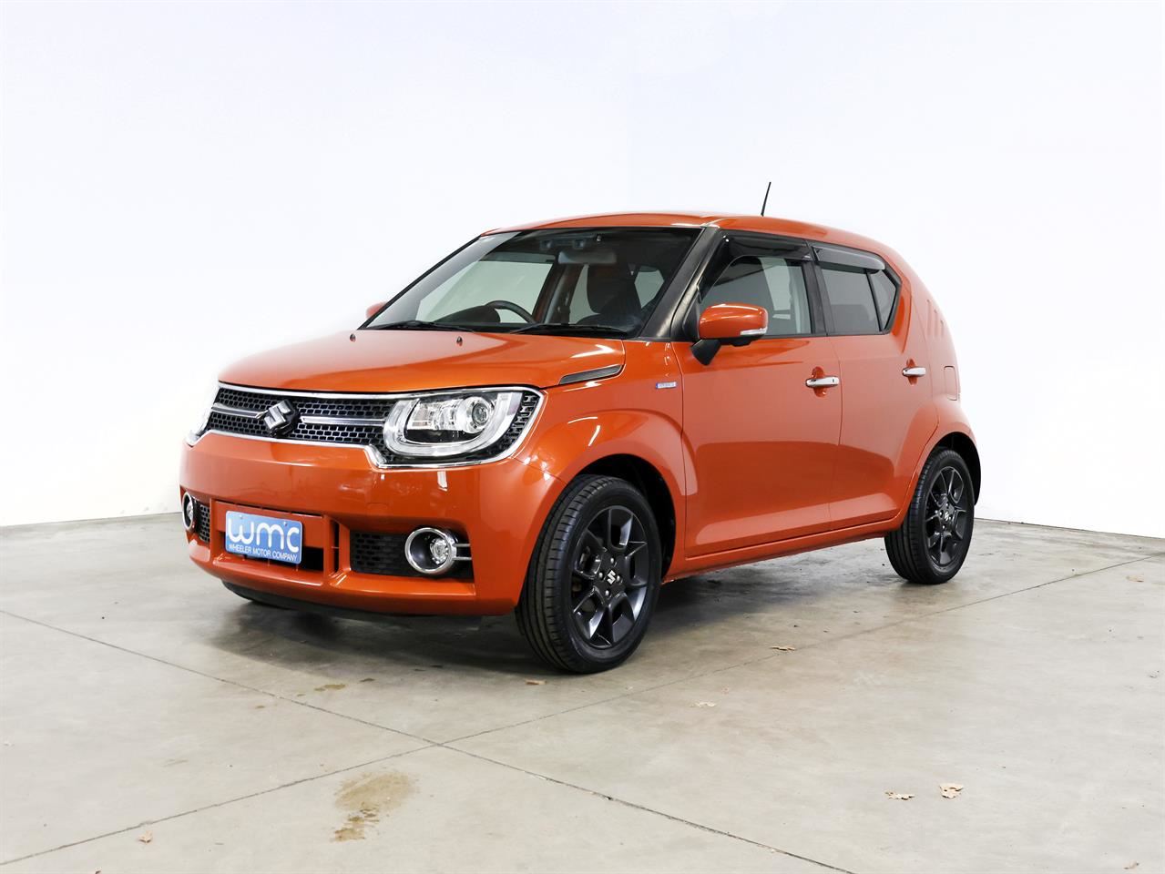 Vehicle image 4