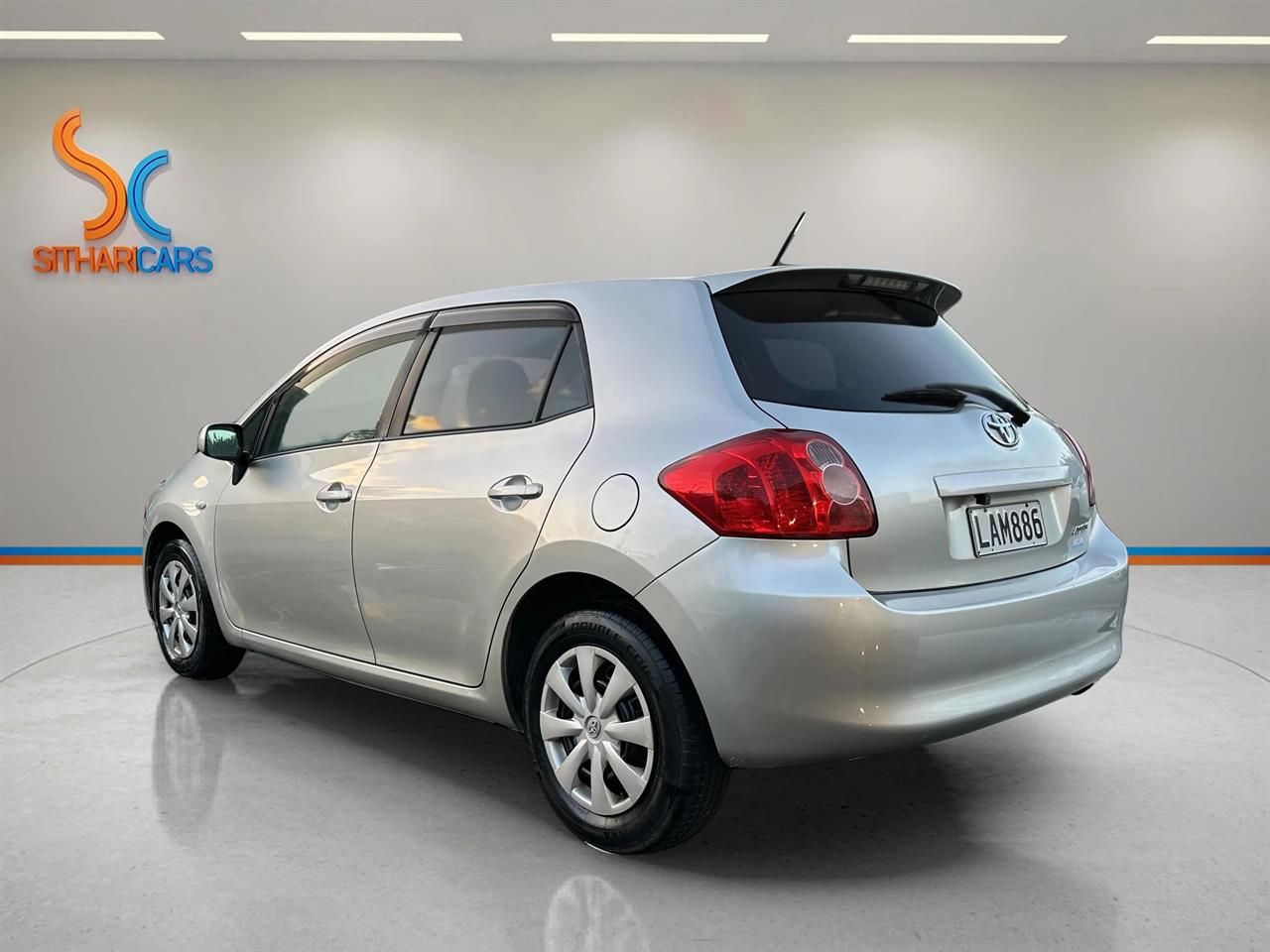 Vehicle image 2