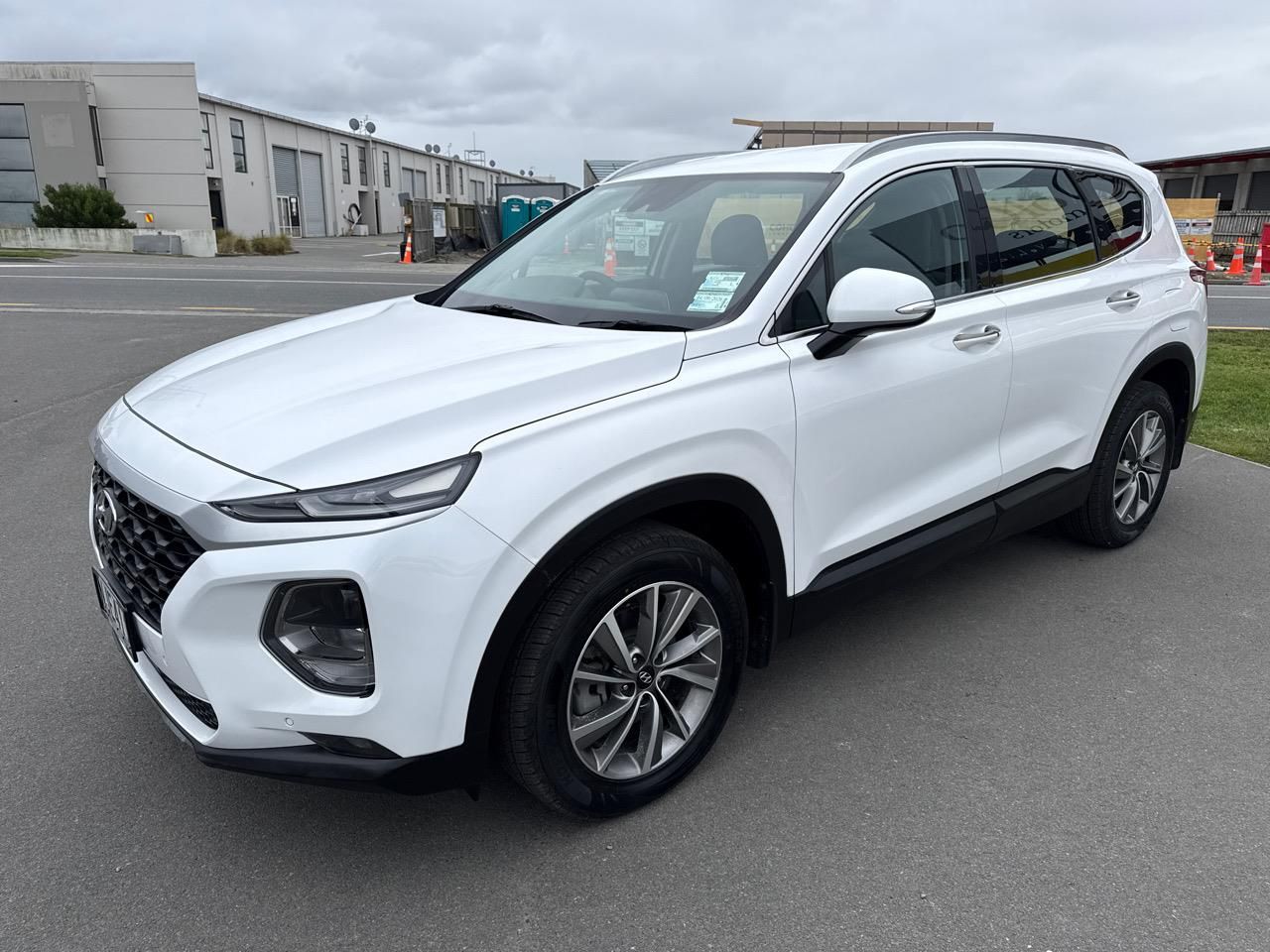 Vehicle image 4