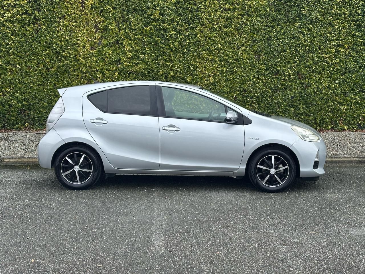 Vehicle image 2