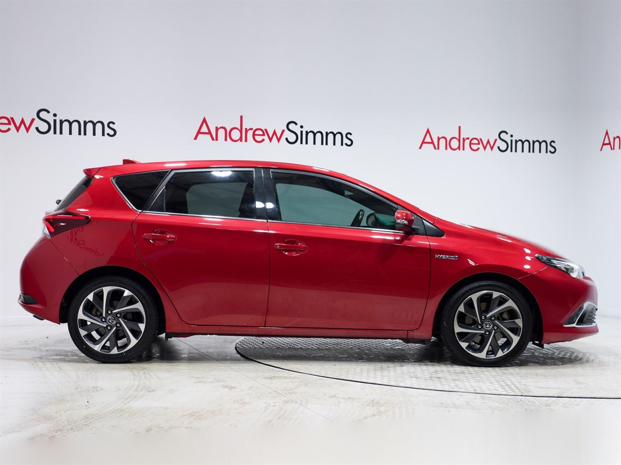 Vehicle image 3