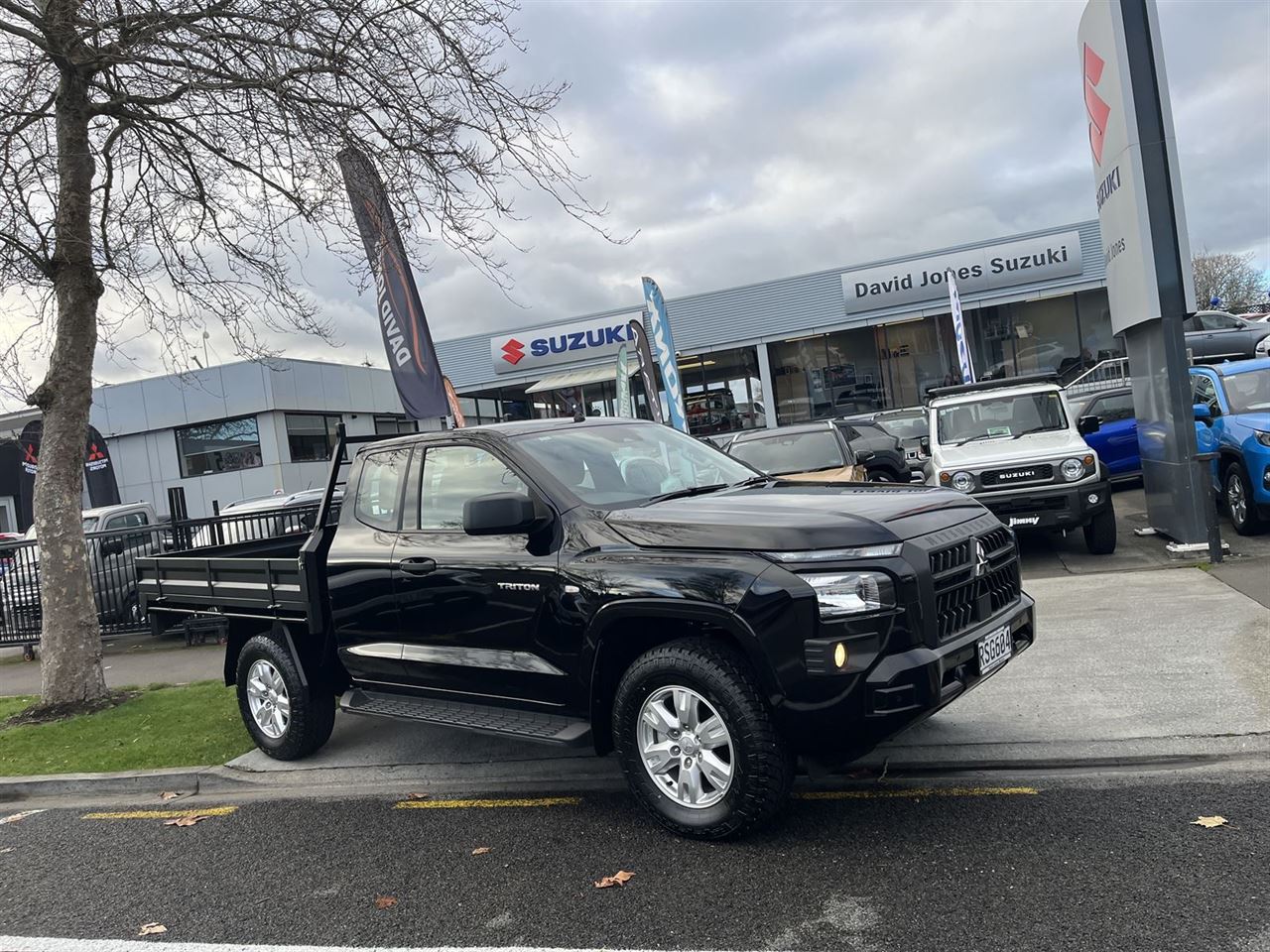 Vehicle image 1