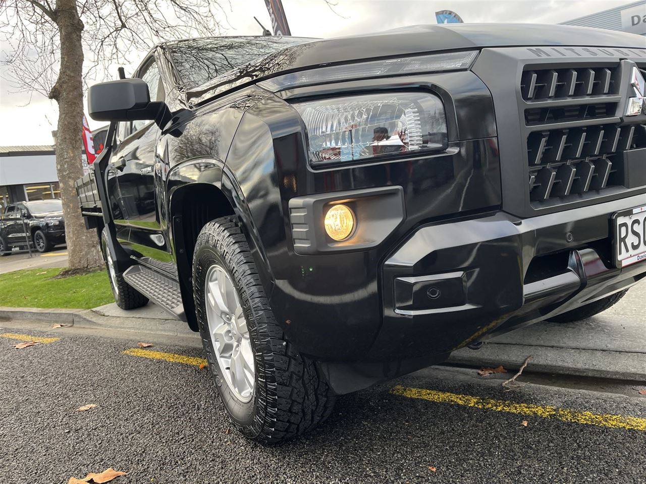 Vehicle image 3