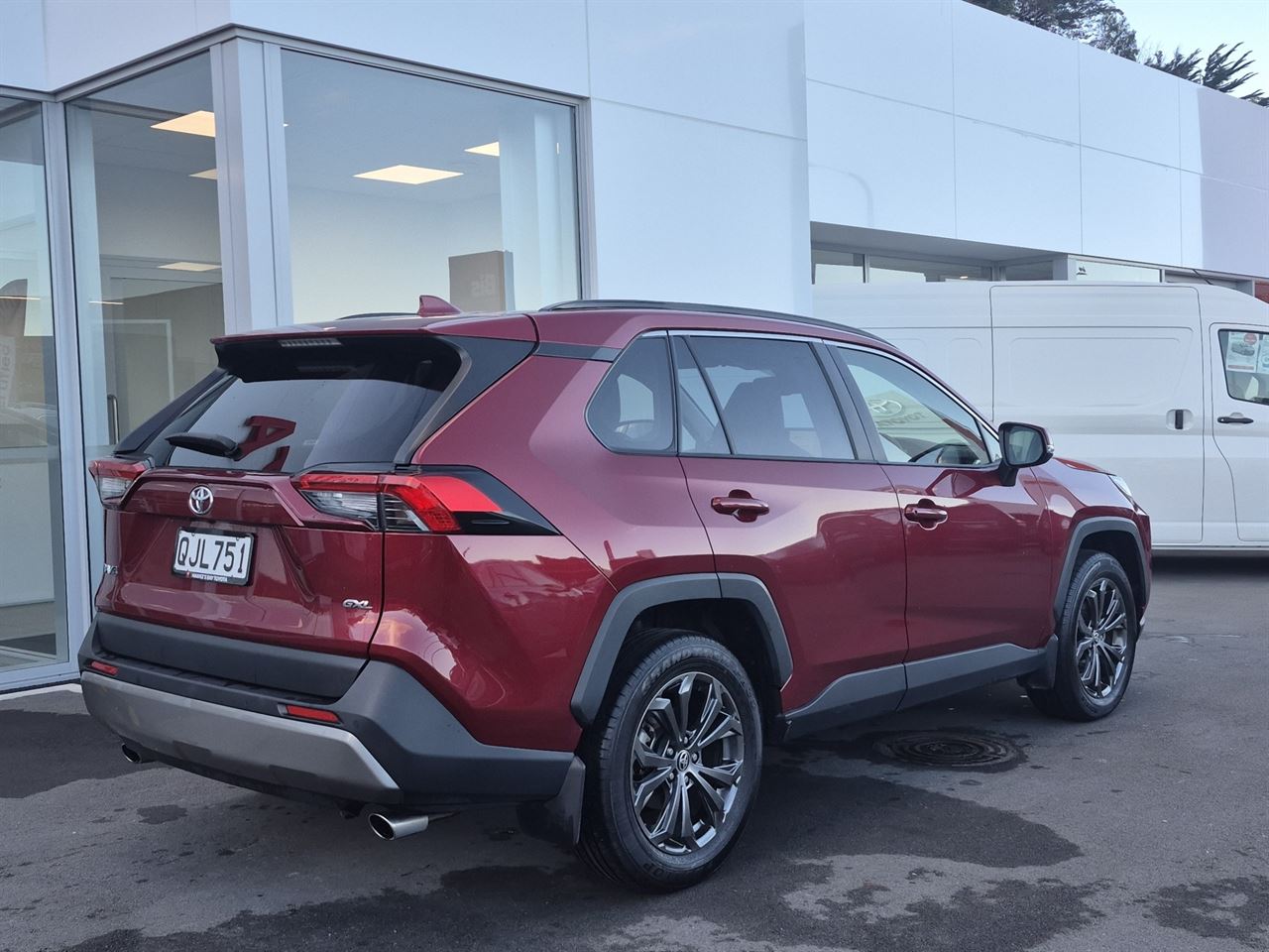 Vehicle image 3