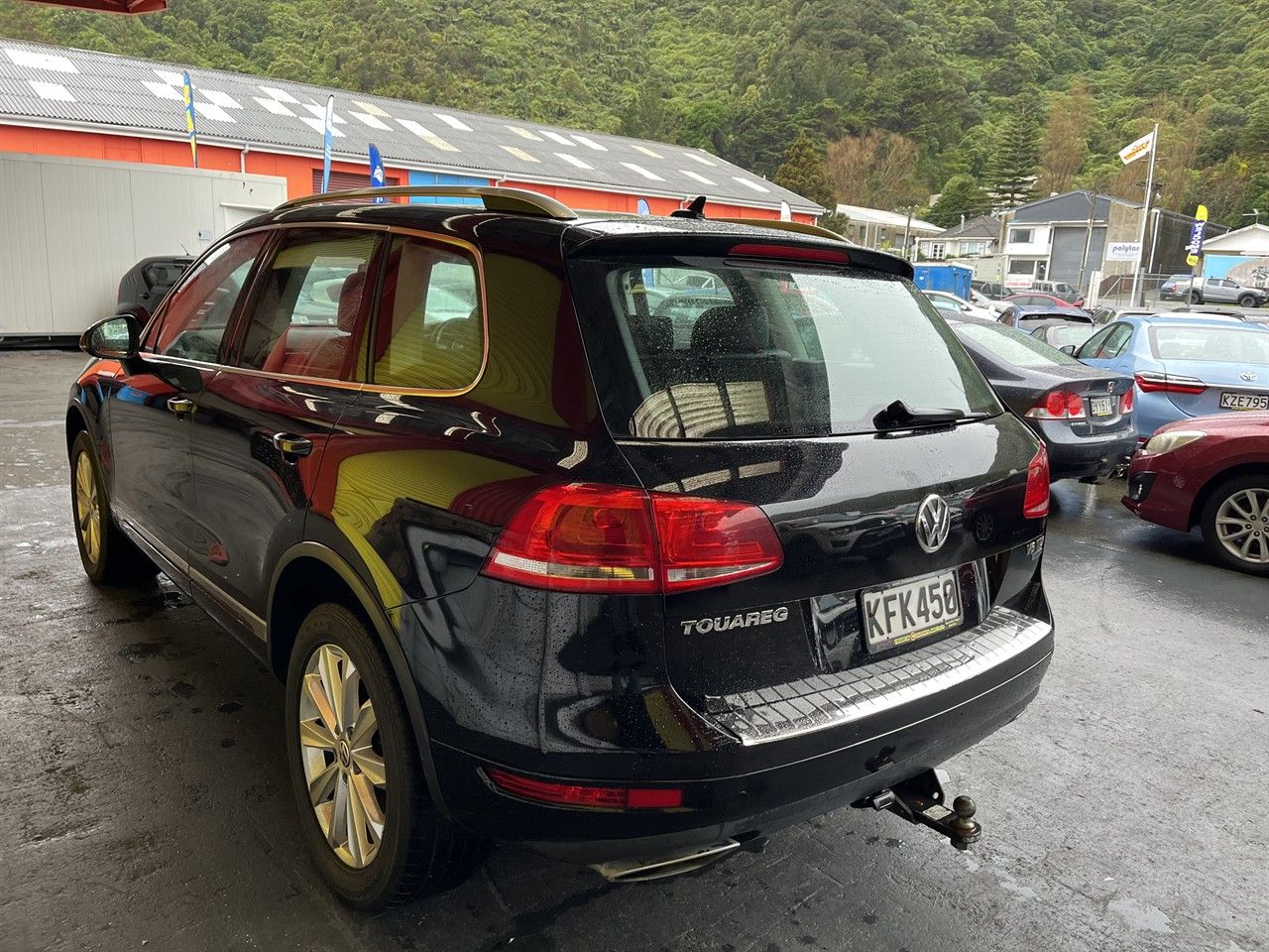 Vehicle image 4
