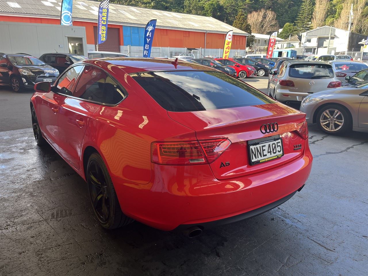 Vehicle image 4
