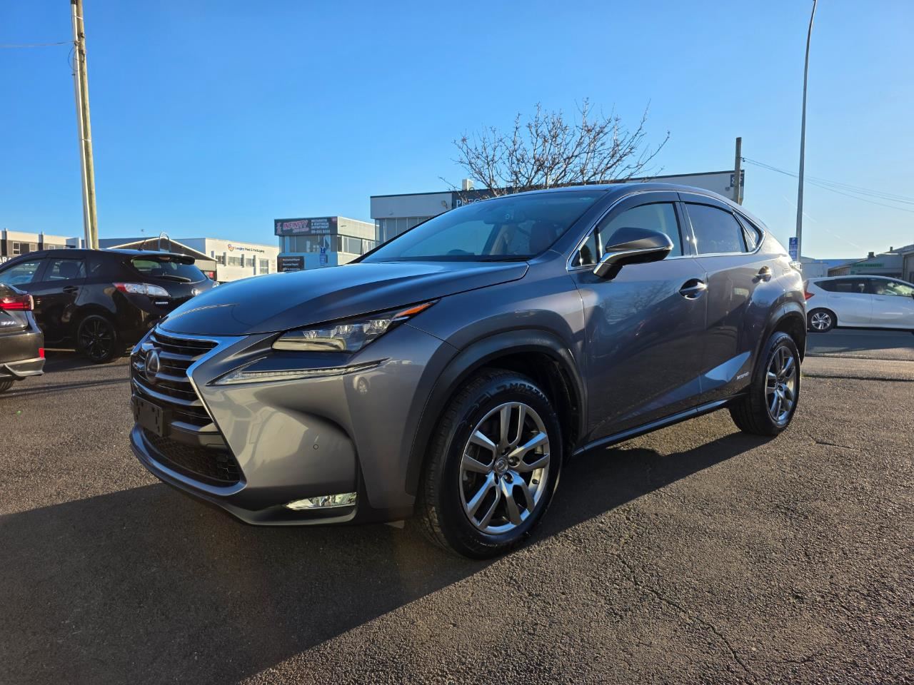 Vehicle image 3