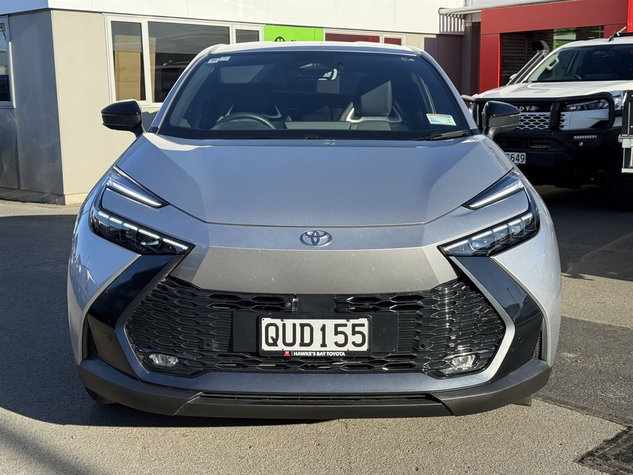 Vehicle image 4