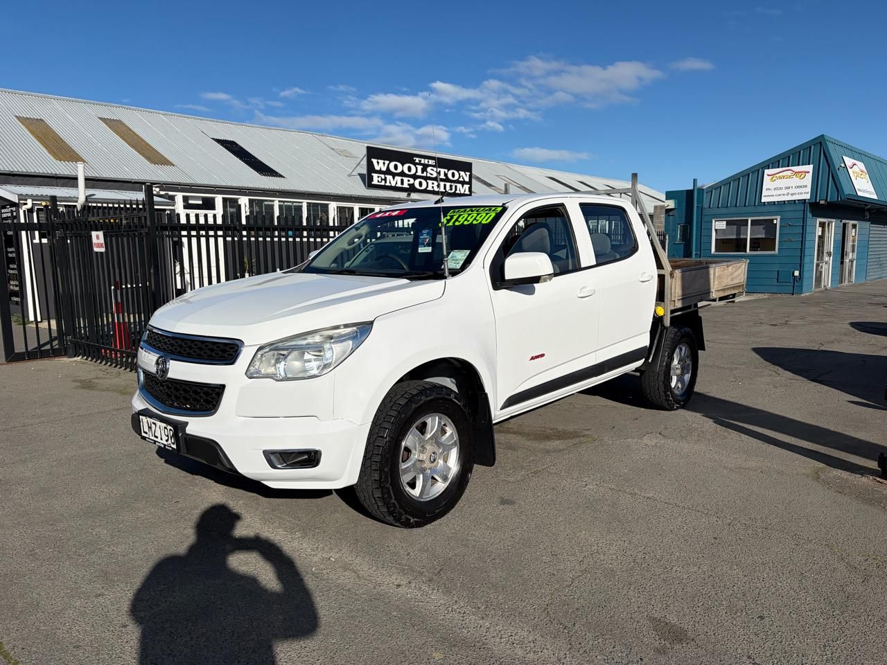 Vehicle image 3