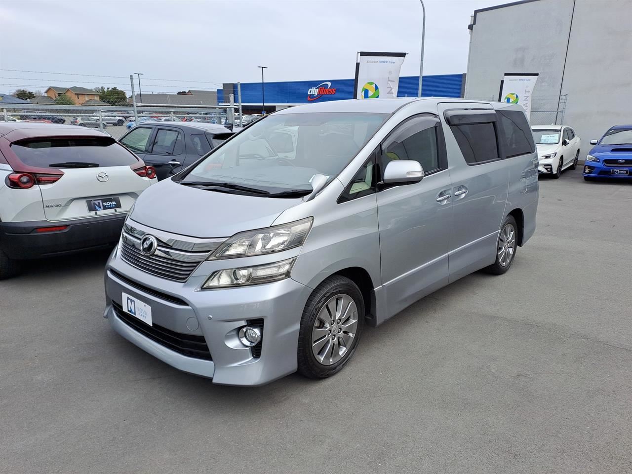 Vehicle image 3