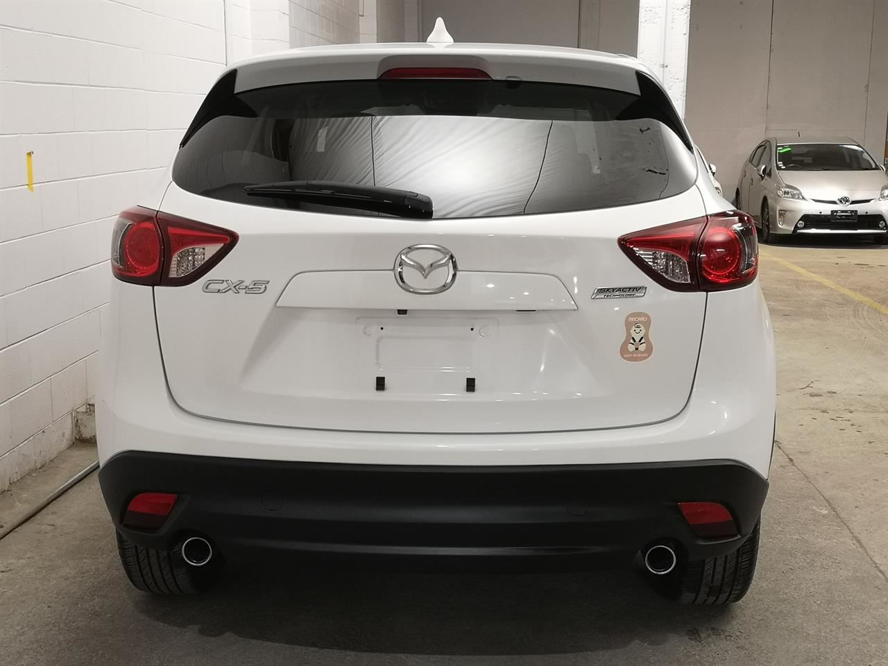 Vehicle image 5