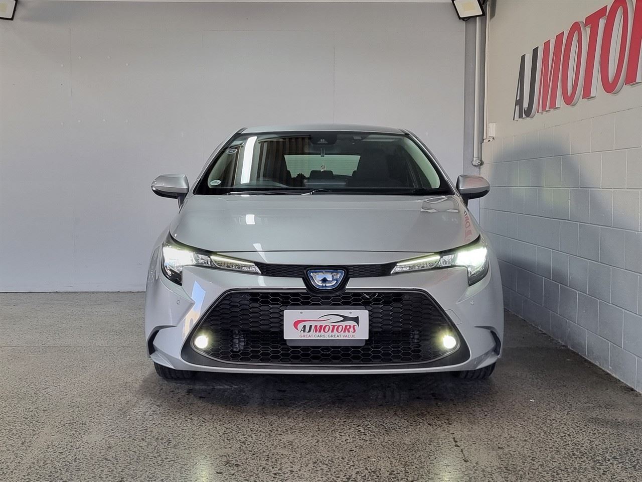 Vehicle image 2