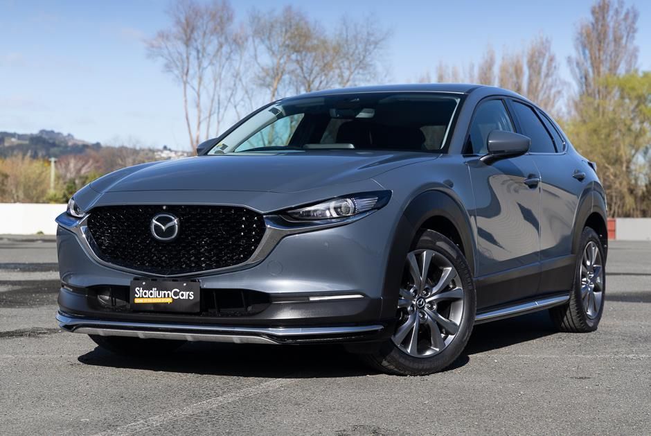 Vehicle image 4