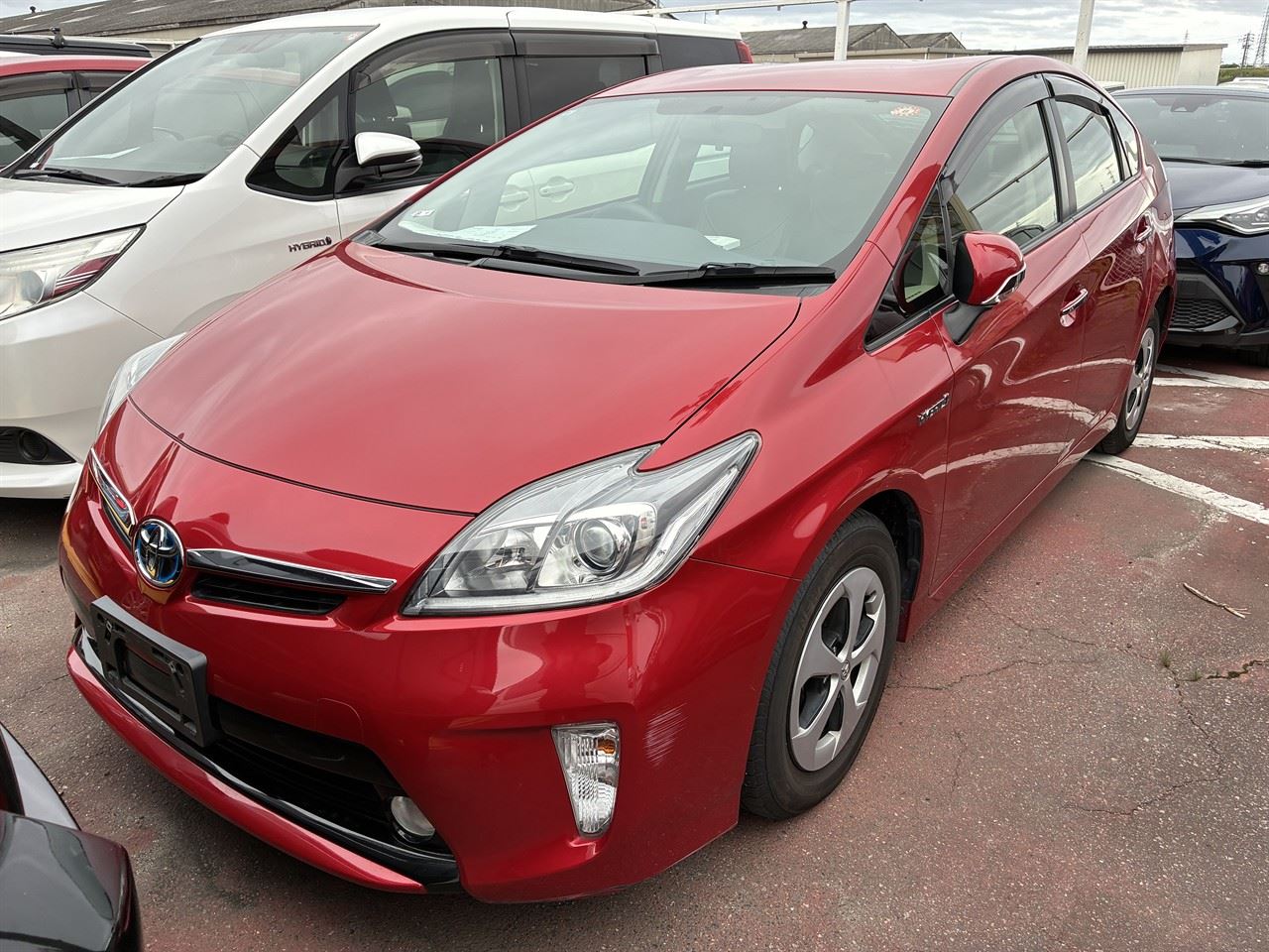 Vehicle image 4
